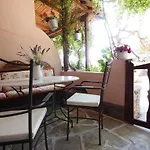 Liadromia Hotel