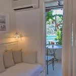 Hotel Liadromia