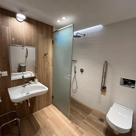 Liadromia باتيتيري