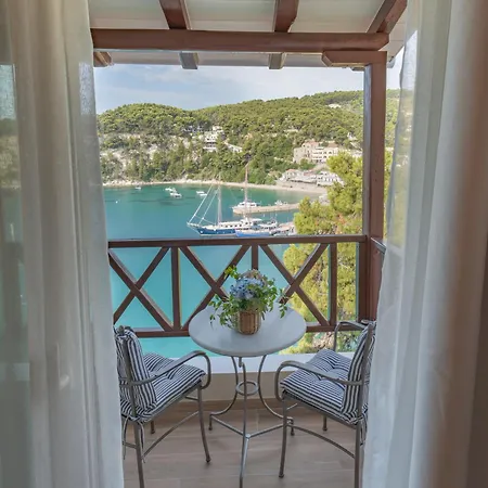 Liadromia * Patitiri (Alonnisos)