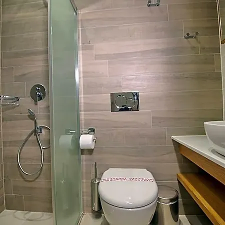 Liadromia Hotel Patitiri