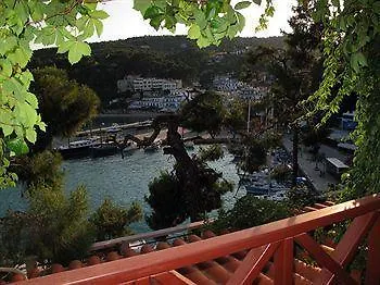 Liadromia Hotel