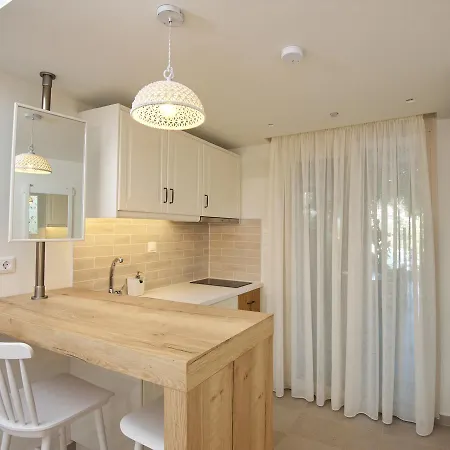 Liadromia Hotel Patitiri