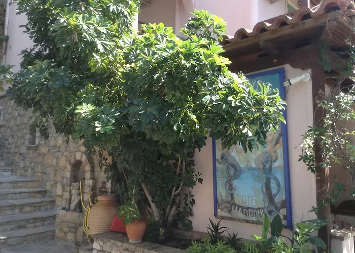 Liadromia * Patitiri (Alonnisos)