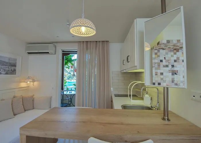 Liadromia Патитири